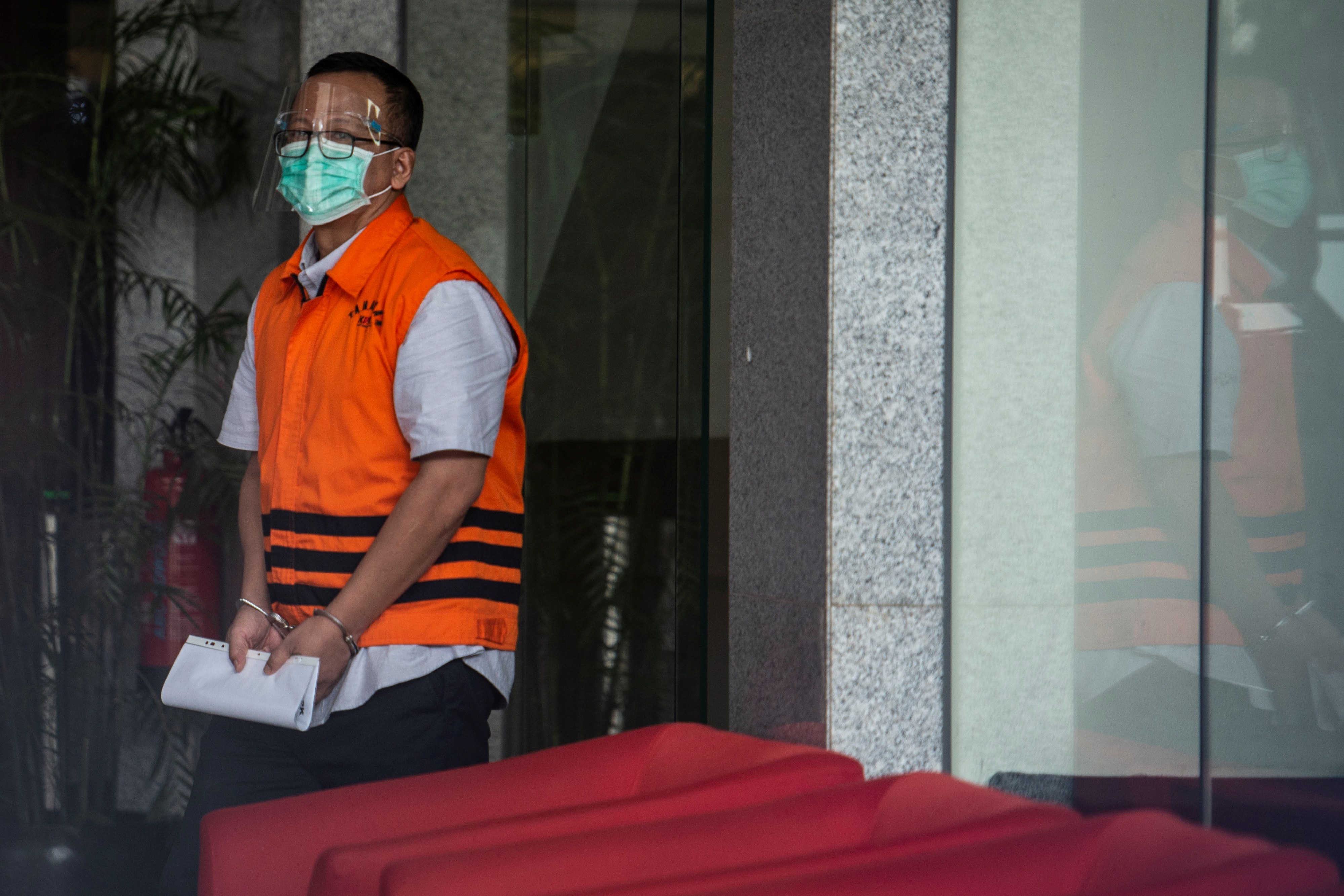 Tersangka kasus dugaan suap izin ekspor benih lobster Edhy Prabowo.