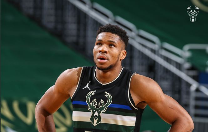 Bintang Milwaukee Bucks Giannis Antetokounmpo