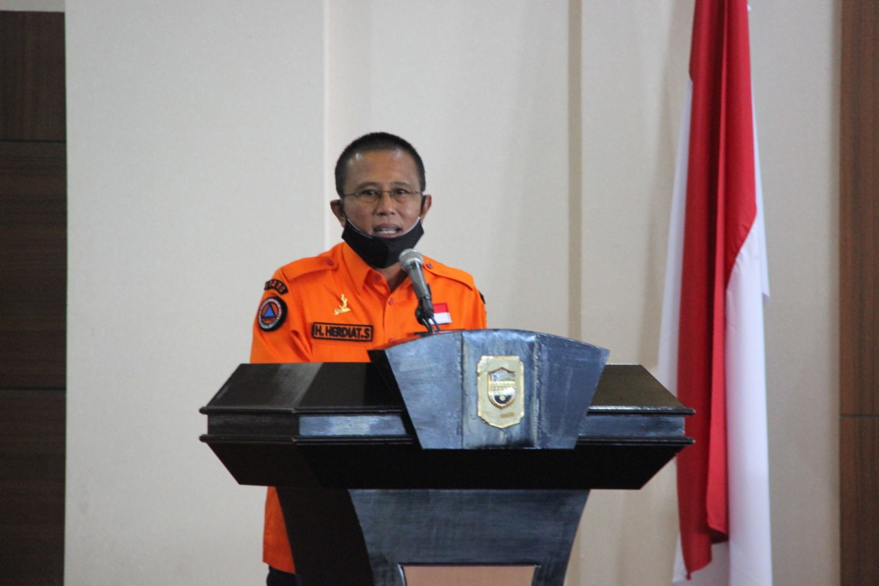 Bupati Ciamis Herdiat Sunarya