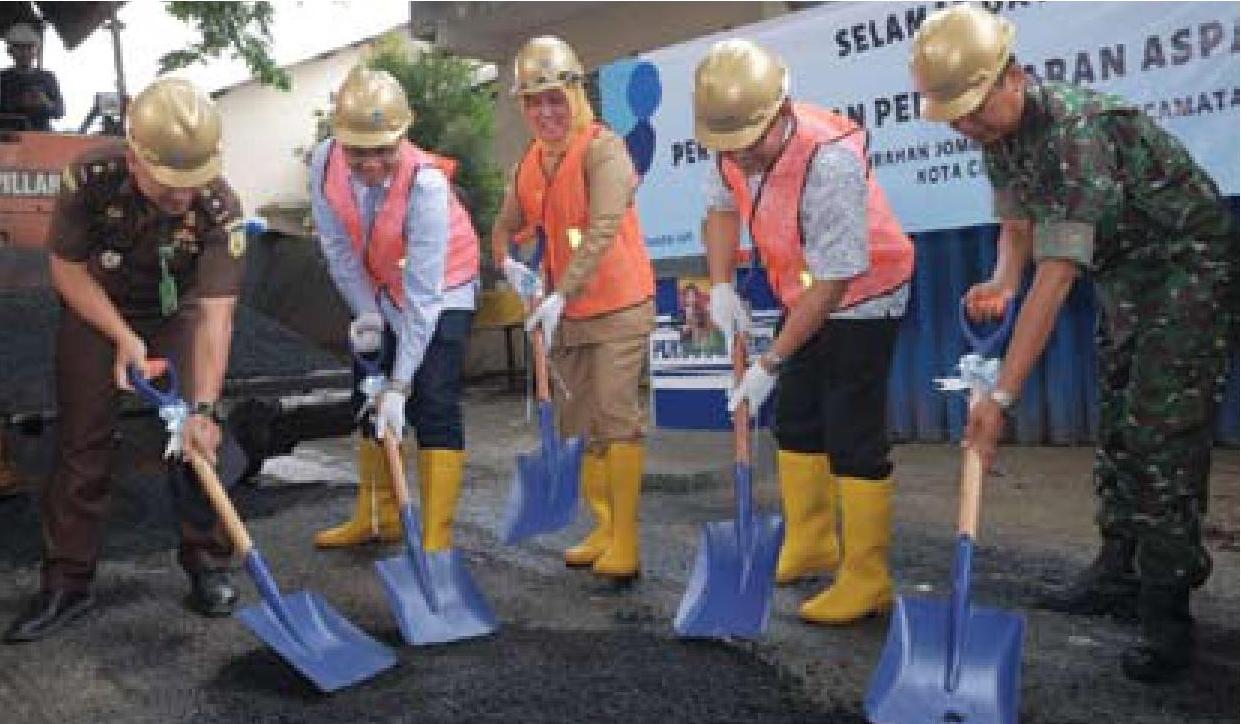 Chandra Asri mendukung Pemerintah Kota Cilegon implementasi aspal plastik