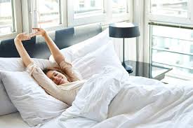 Tidur Cukup Memiliki Manfaat Baik untuk Kulit