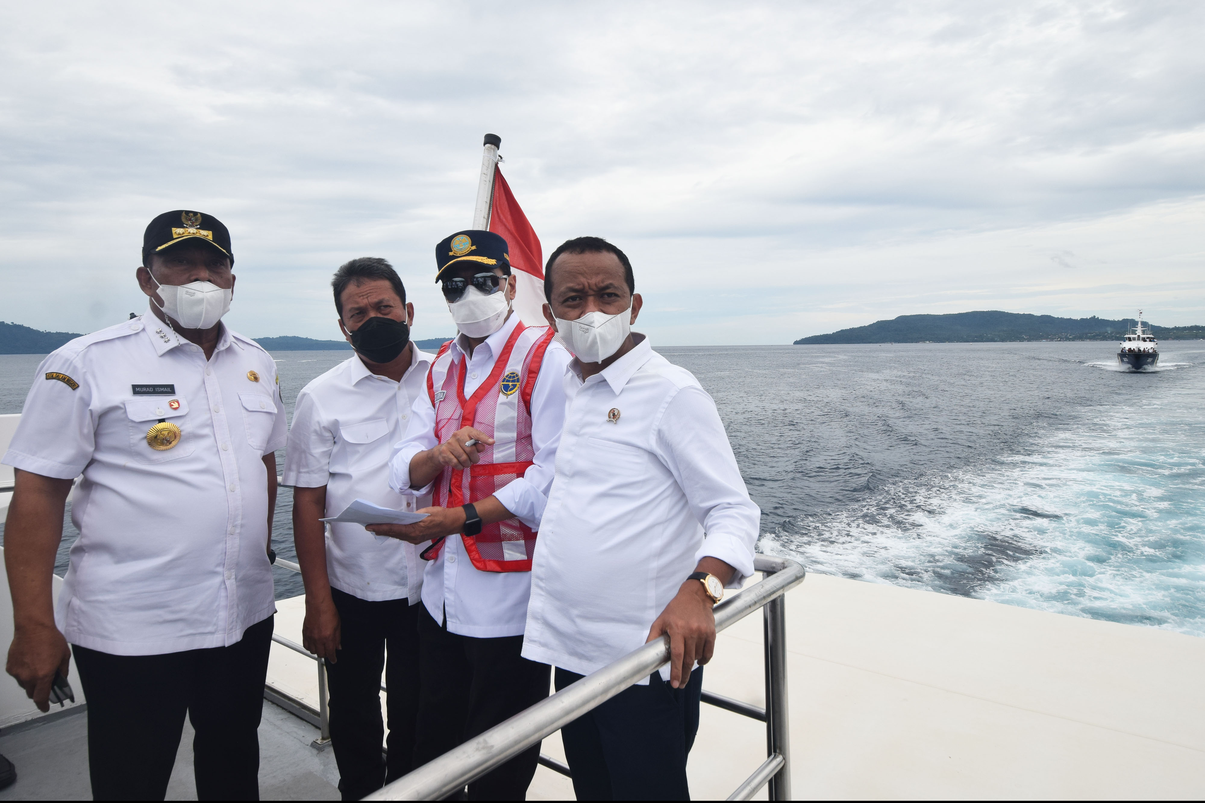Gubernur Maluku Murad Ismail, Menteri KKP Sakti Wahyu Trenggono, Menhub Budi Karya Sumadi dan Kepala Bapepam Bahlil Lahadalia 