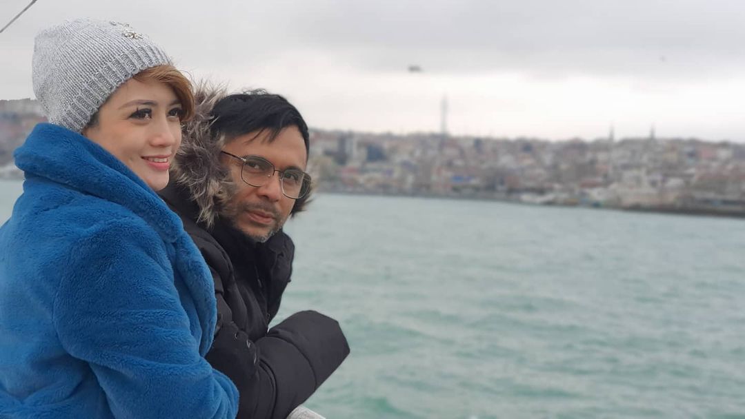 Prita Laura dan Marthin Saba