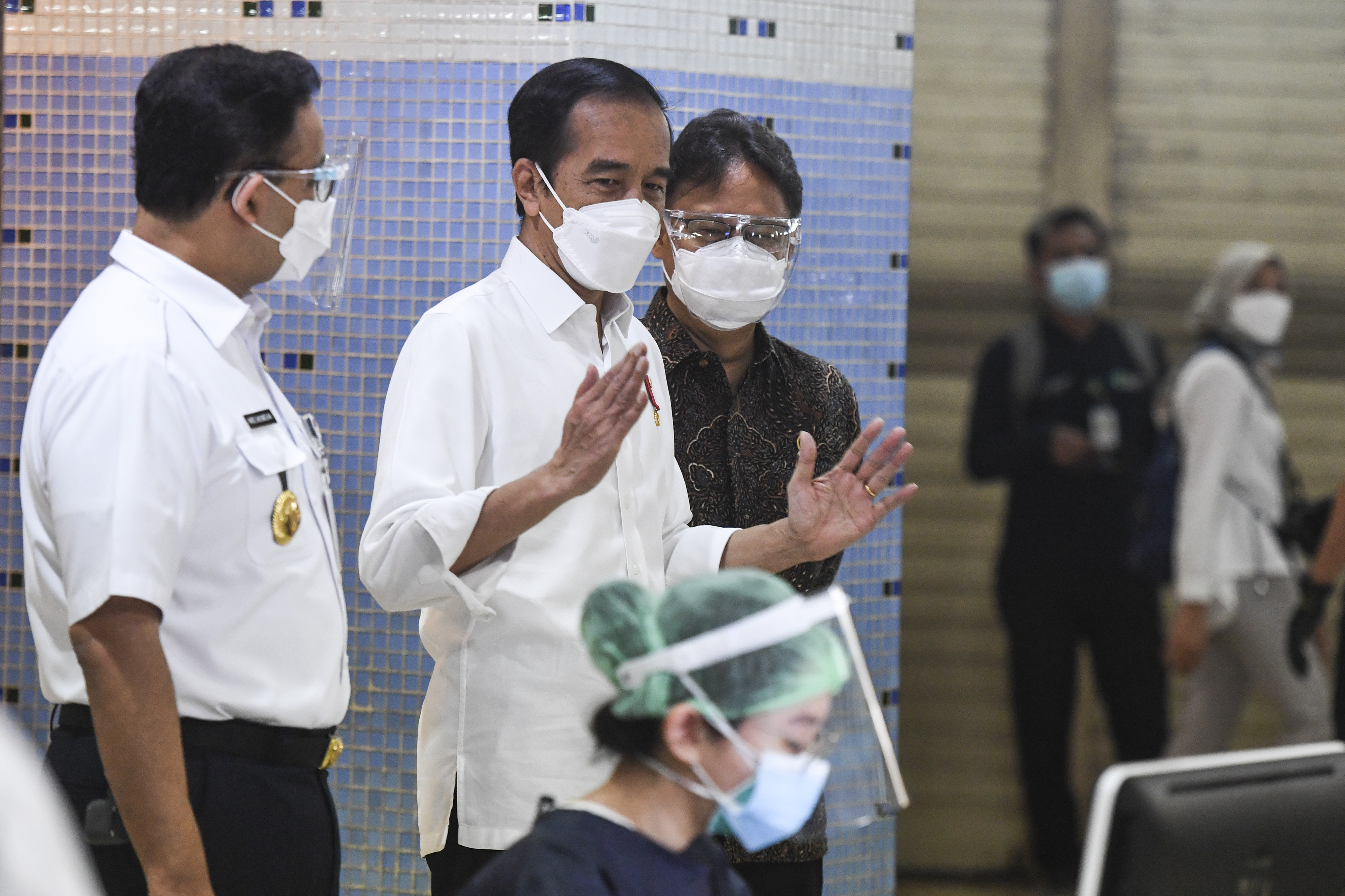 Presiden Tinjau Vaksinasi Insan Pers