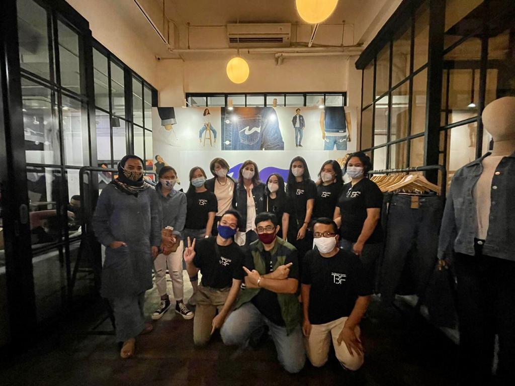 Lestarikan Bumi, Fesyen Jins Ini Berbahan Ramah Lingkungan