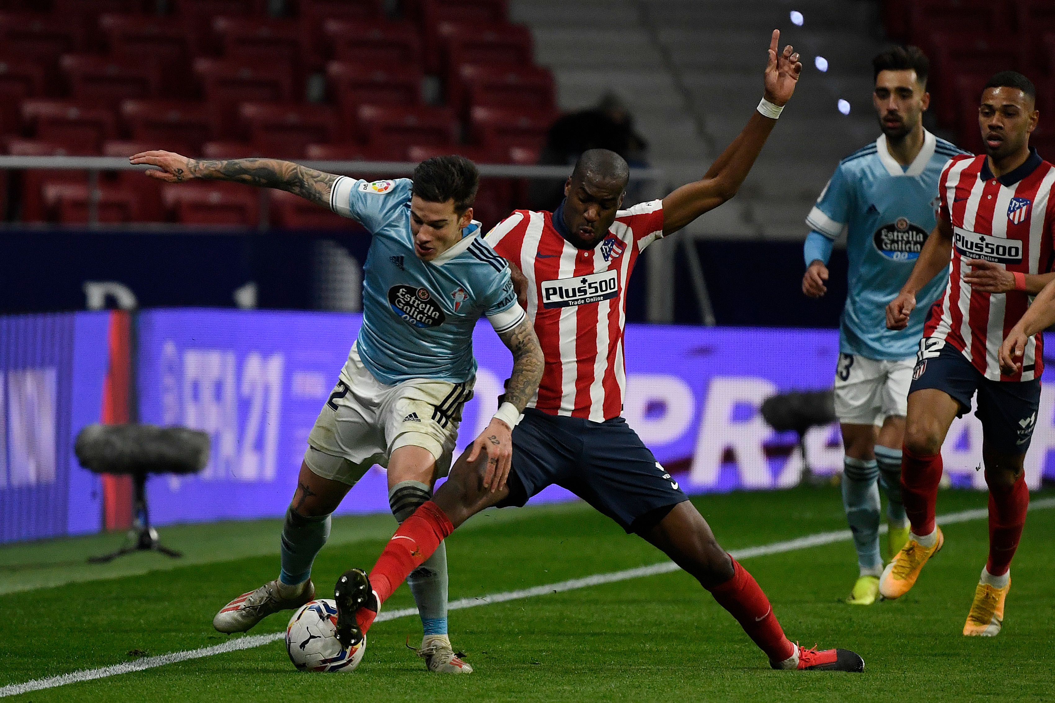  Dua Gol Santi Mina Bantu Celta Sudahi Paceklik Kemenangan 