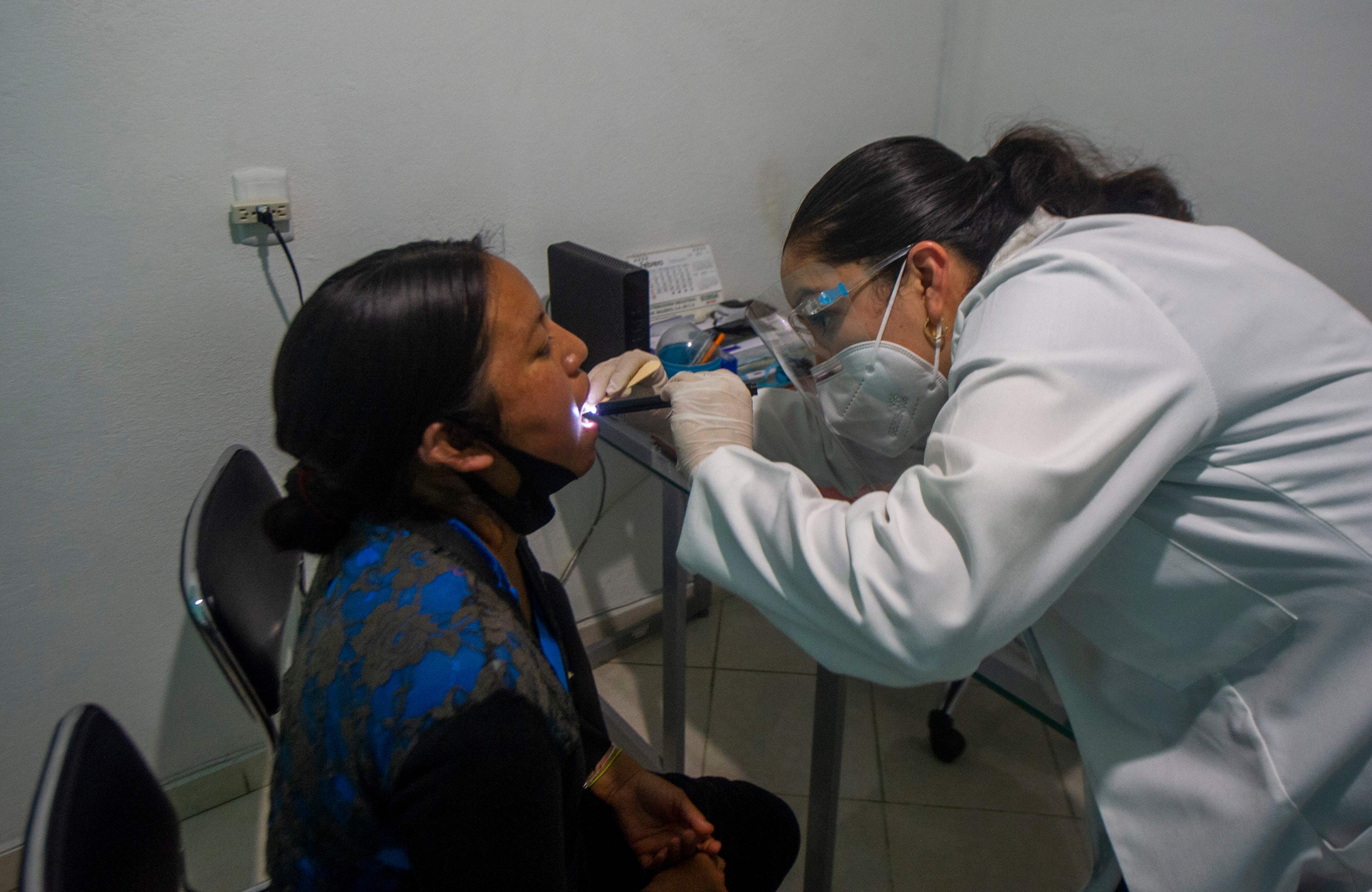 Meksiko Setujui Vaksin Covid-19 CanSino dan CoronaVac