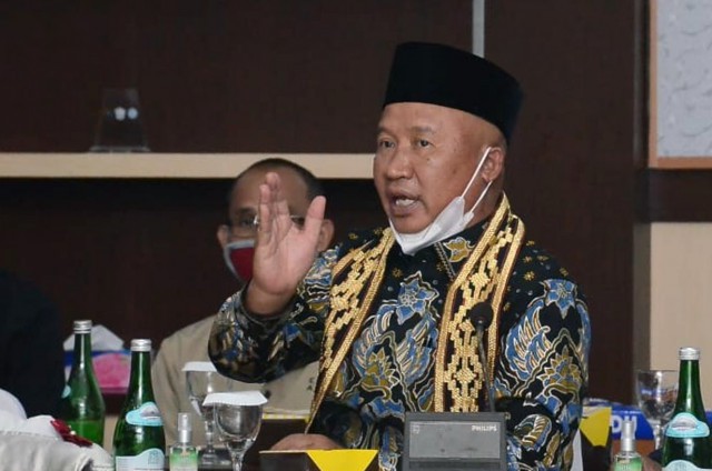Anggota Komisi I DPR RI Mukhlis Basri saat mengikuti Kunjungan Kerja Reses Komisi I DPR RI ke Bandar Lampung.