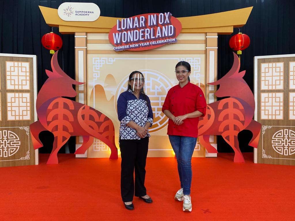  Perayaan tahun baru Lunar. 