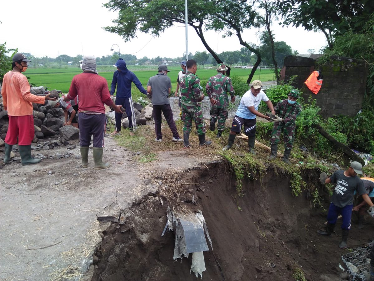 Gerakan tanah dan longsor di Klaten