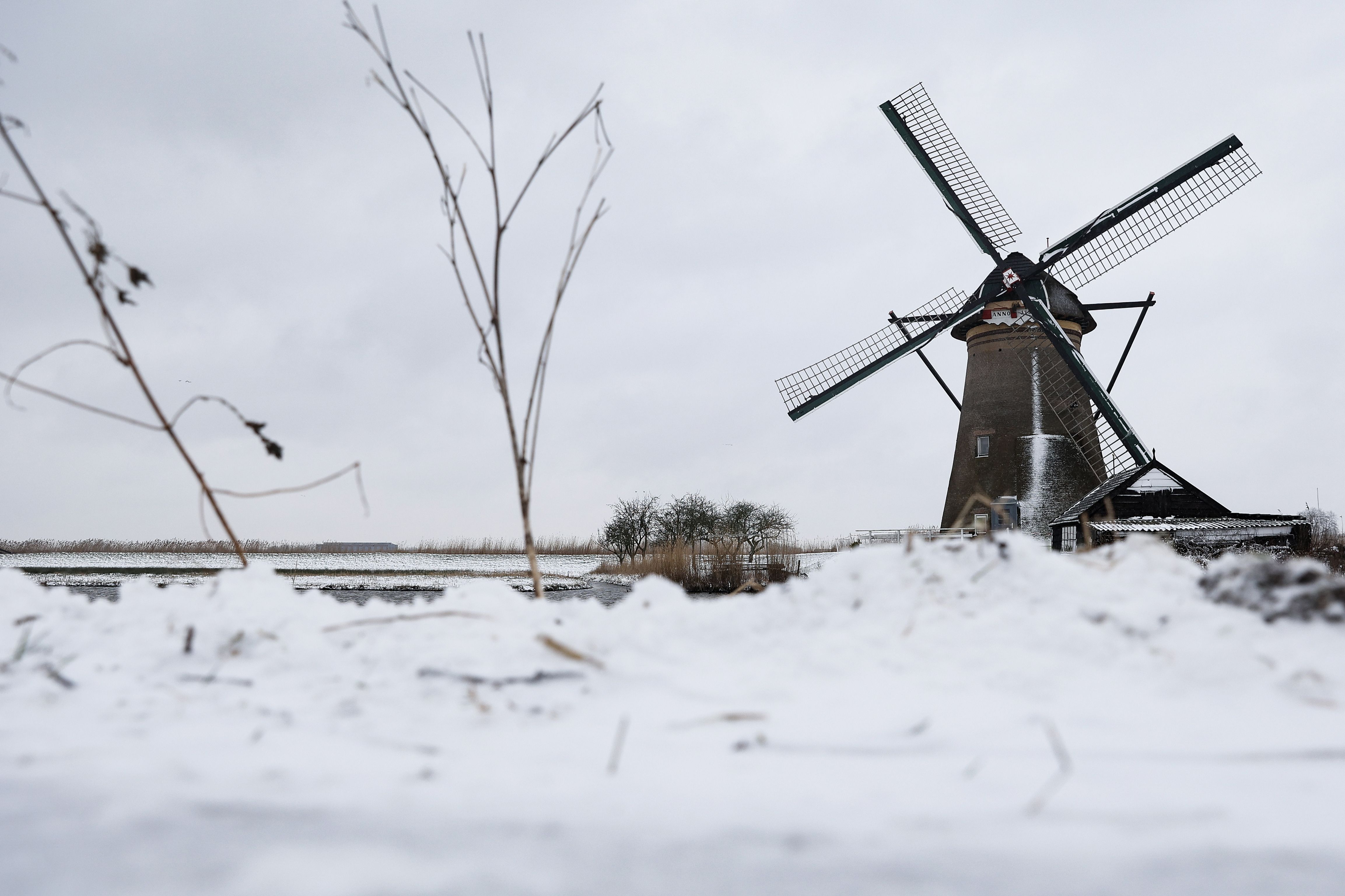 Belanda Dihantam Badai Salju Pertama dalam Satu Dekade Terakhir
