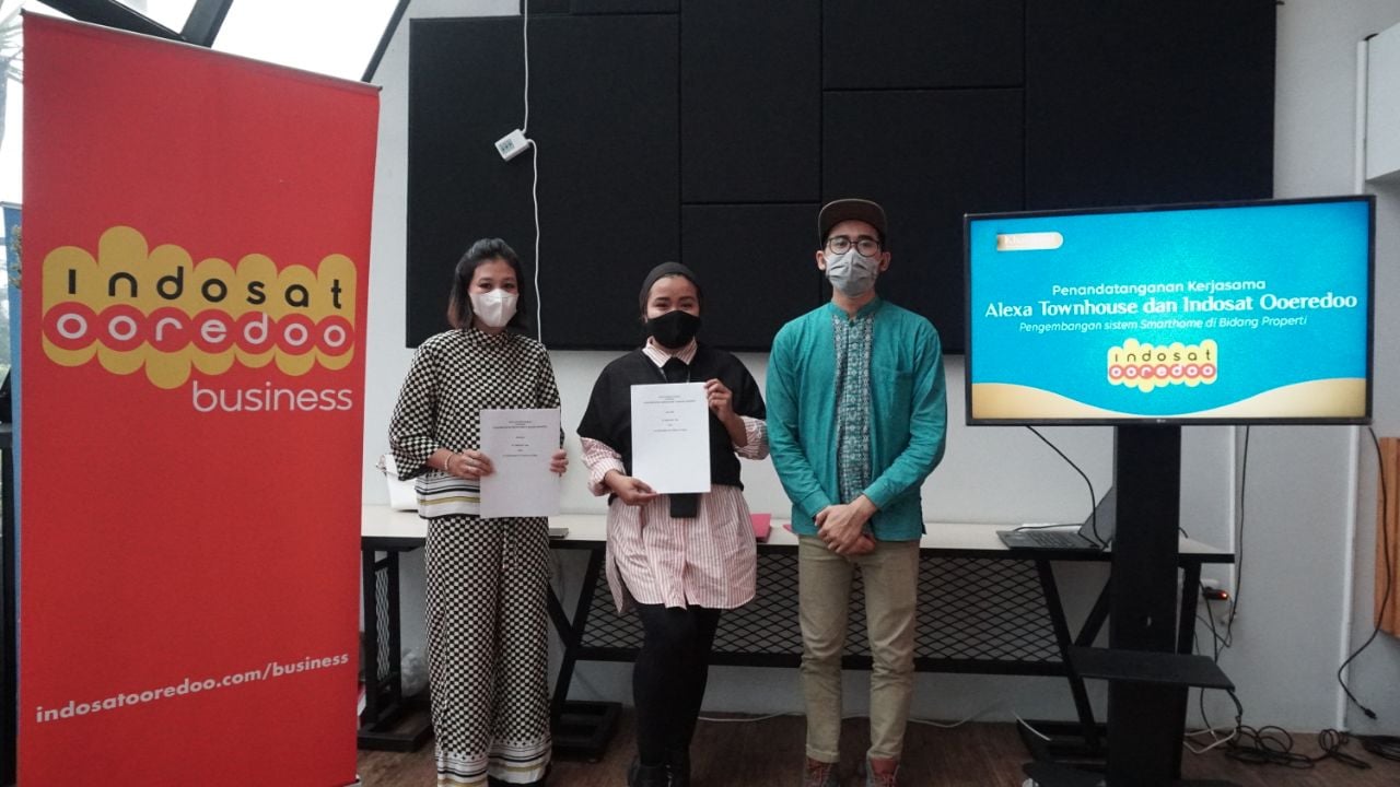 Penandatanganan kerja sama PT Kharisma Efvi Niaga Utama (Khaviland) dengan Indosat Ooredoo di Bogor, Jawa Barat, pekan lalu.