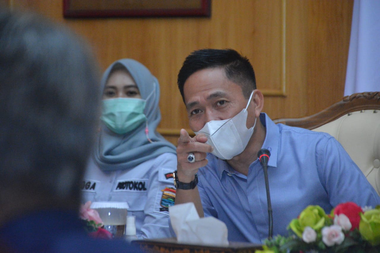 Sekda Kota Palembang, Ratu Dewa 