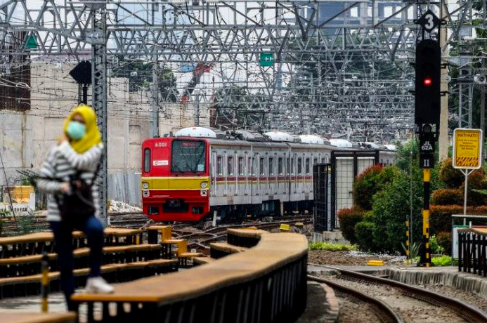 Jumlah Penumpang KRL Pagi Ini Naik