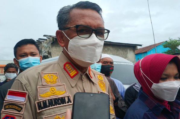 Gubernur Sulsel Nurdin Abdullah pada penyaluran bantuan 1000 nelayan di Kabupaten Takalar beberapa waktu lalu.
