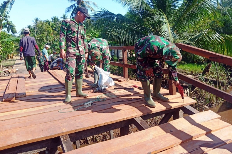 TNI Manunggal Masuk Desa.