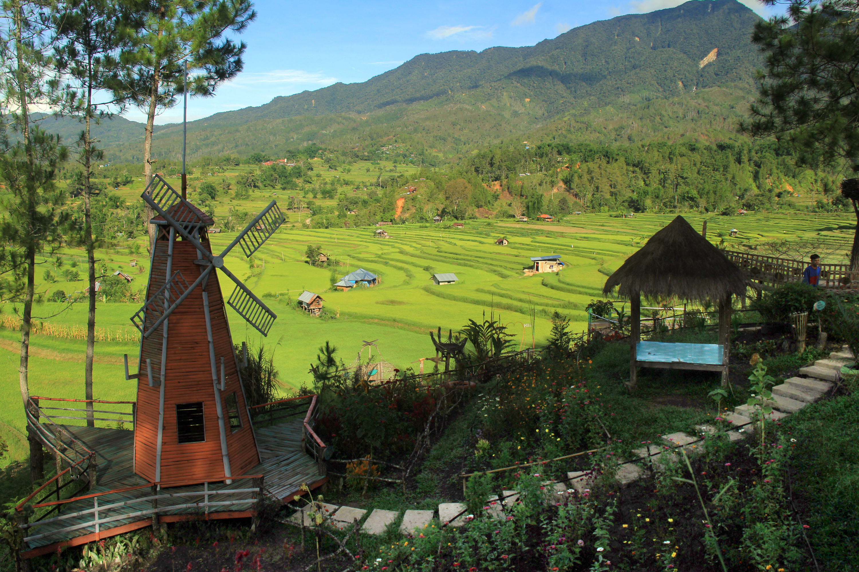 Sandiaga: Gerak Cepat Bangkitkan Sektor Parekraf di Sulbar