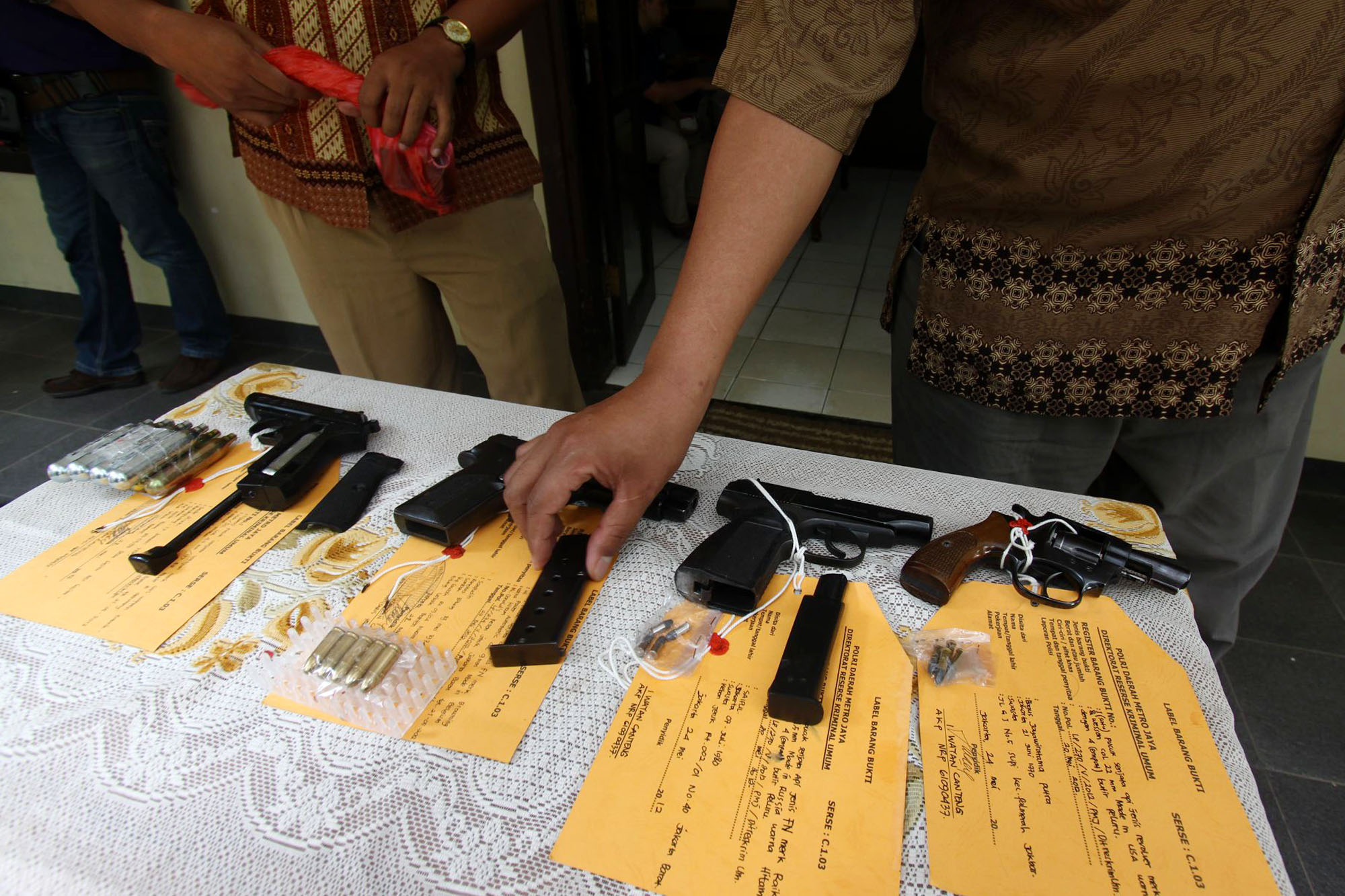 Ilustrasi senjata ilegal