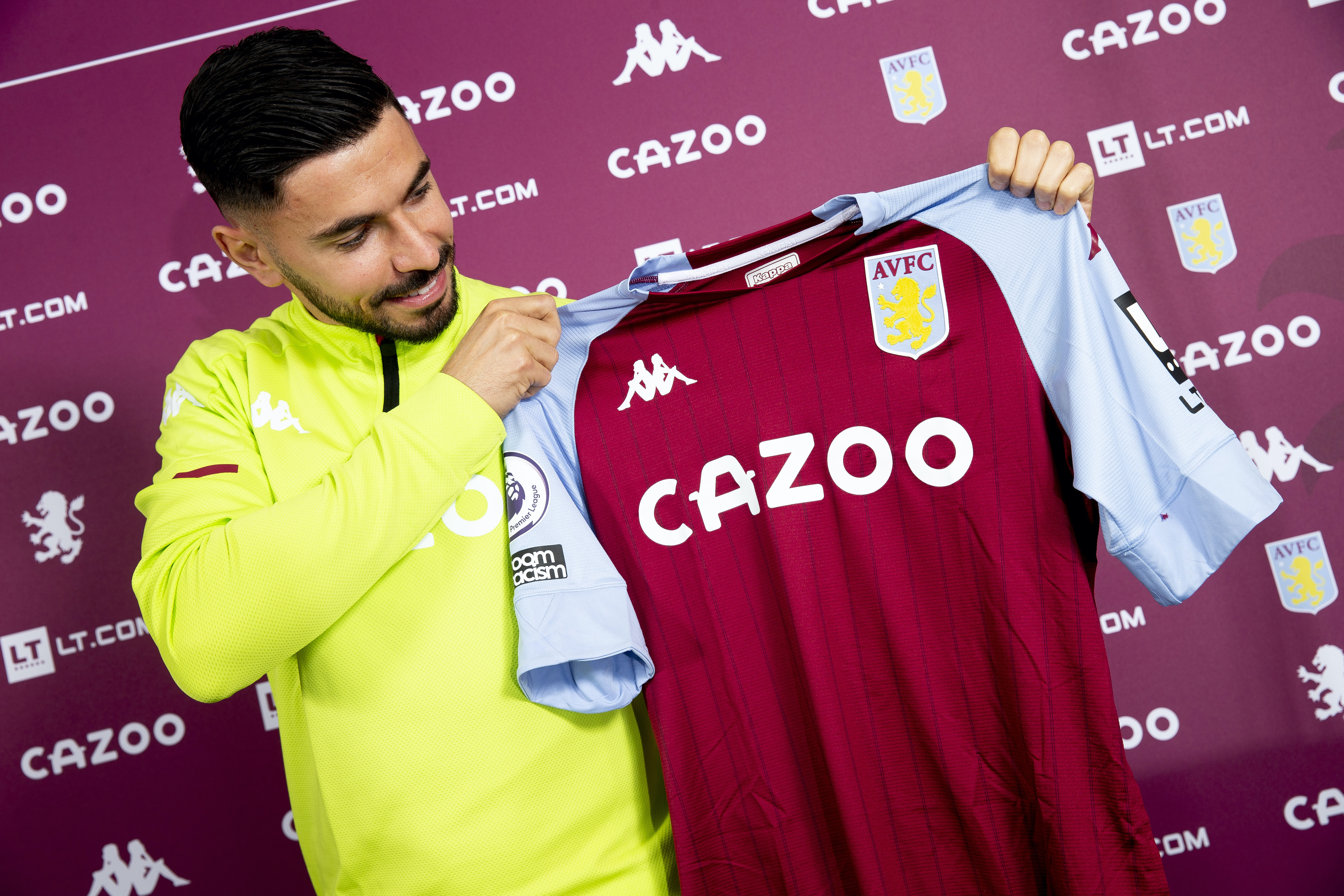 Morgan Sanson, salah satu pemain yang didatangkan dengan nilai transfer di atas 10 juta pound sterling pada jendela transfer Januari.