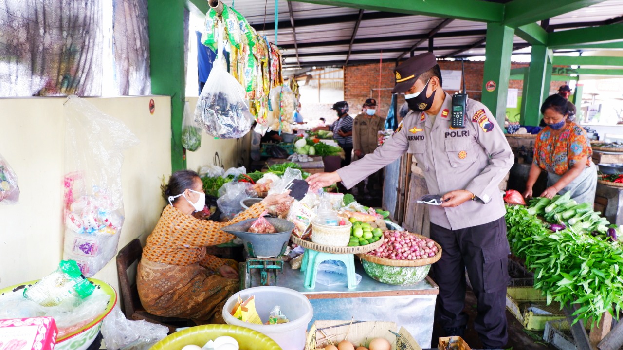 Gelorakan 5M, Polres-Kodim Klaten Bagikan 10 Ribu Masker