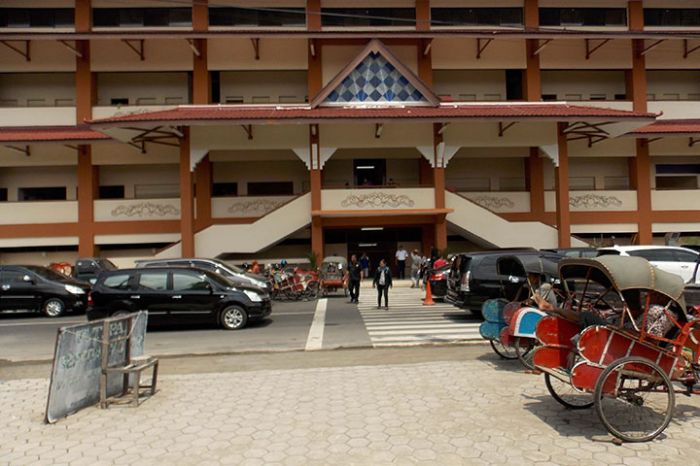 Bangunan baru Pasar Klewer, Kota Surakarta, Jawa Tengah.