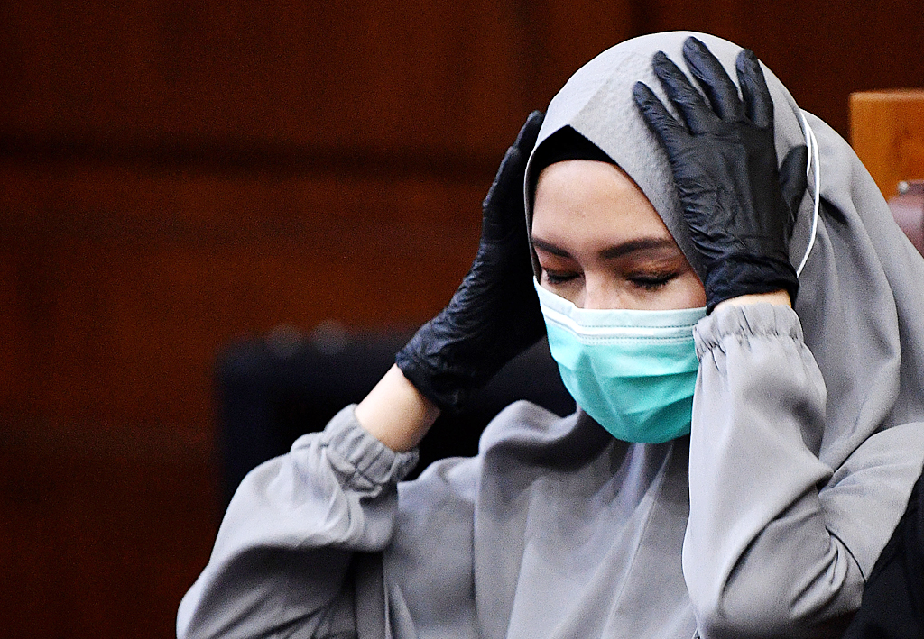 Pinangki Dinovis 10 Tahun, Jauh Lampui Tuntutan Jaksa