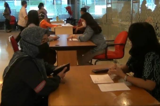 Pencairan dana Indosurya kepada nasabah