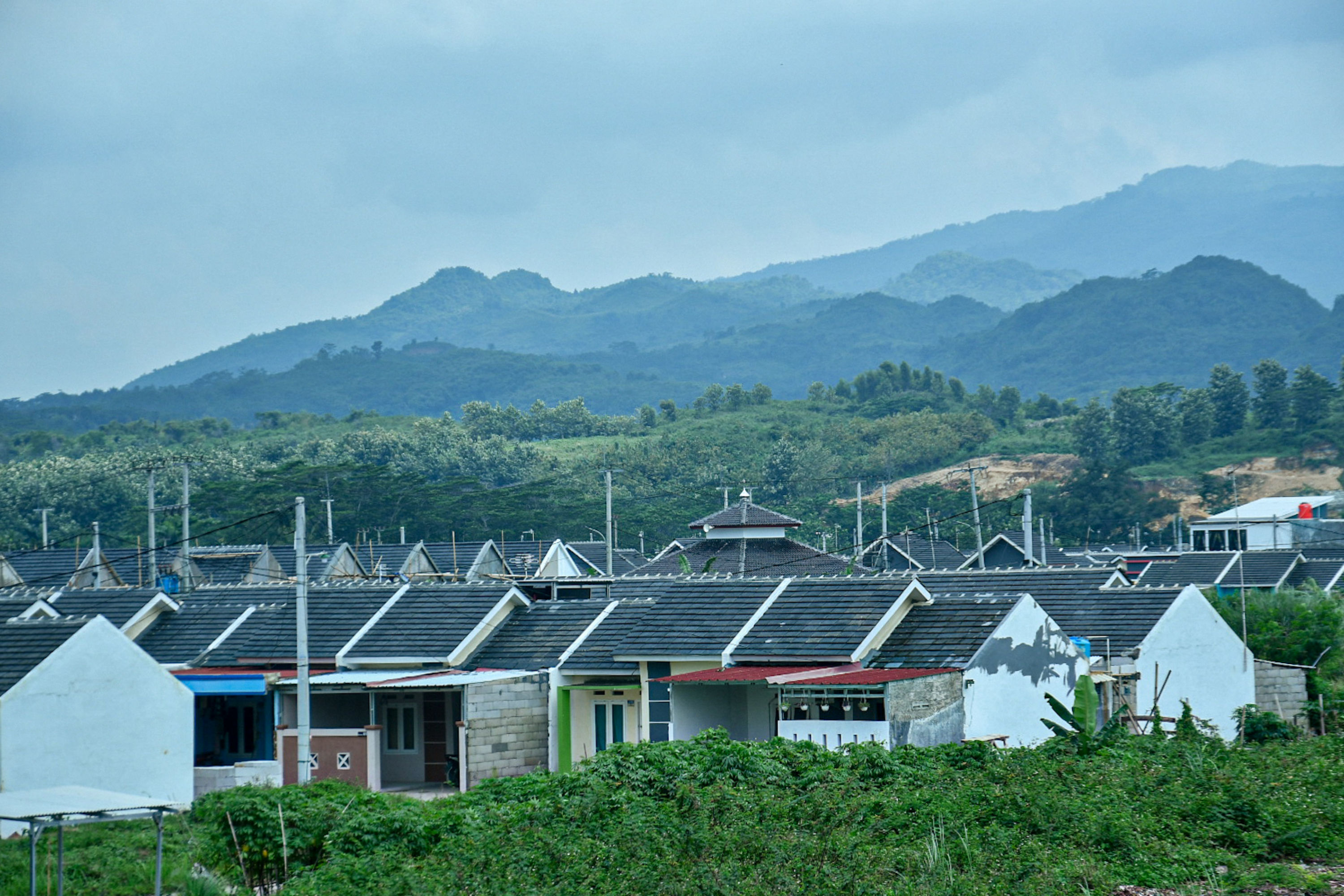  Perumahan subsidi yang ada di kawasan Cileungsi, Kabupaten Bogor, Jawa Barat, Senin (22/2).