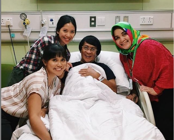 Kak Seto bersiap melakukan biopsi di rumah sakit.