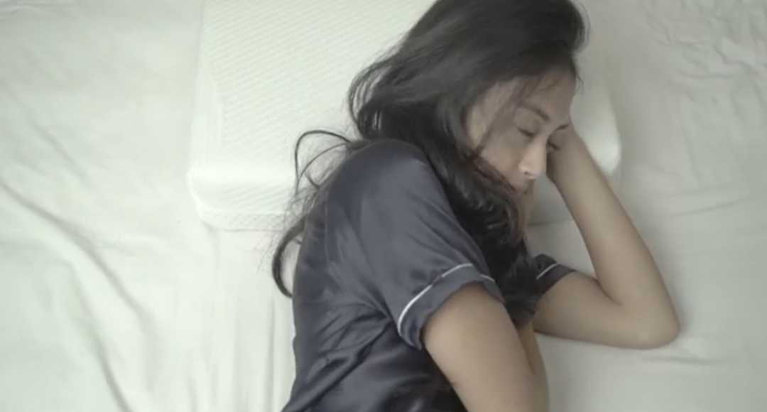 Tidur yang berkualitas dapat meningkatkan kesehatan mental dan fisik. 