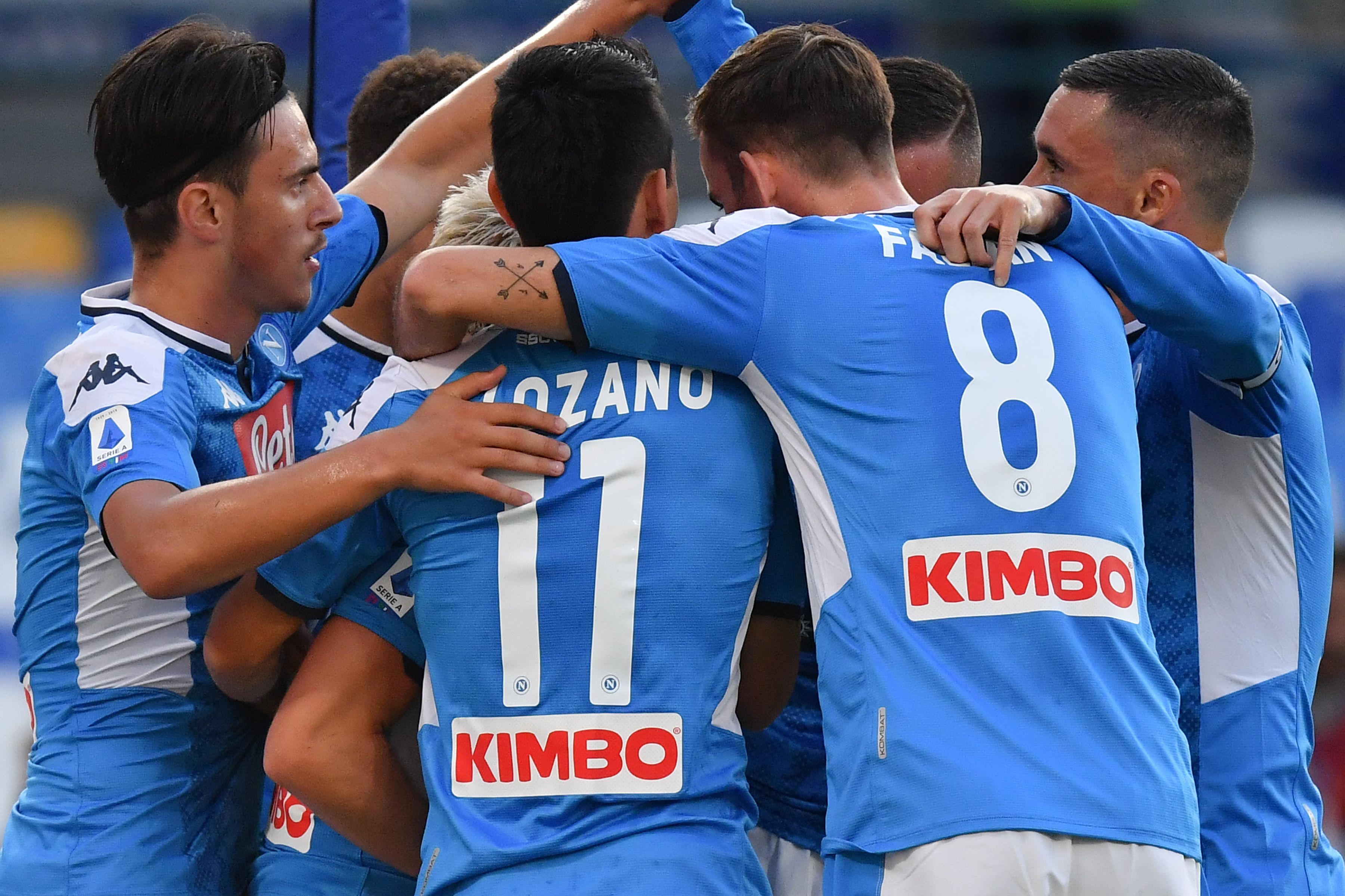 Kalahkan Parma, Napoli Perpanjang Asa Masuk Zona Liga Champions