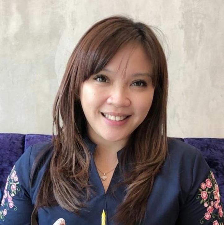 Fitriagustin Tjandra, ahli pengobatan tradisional.