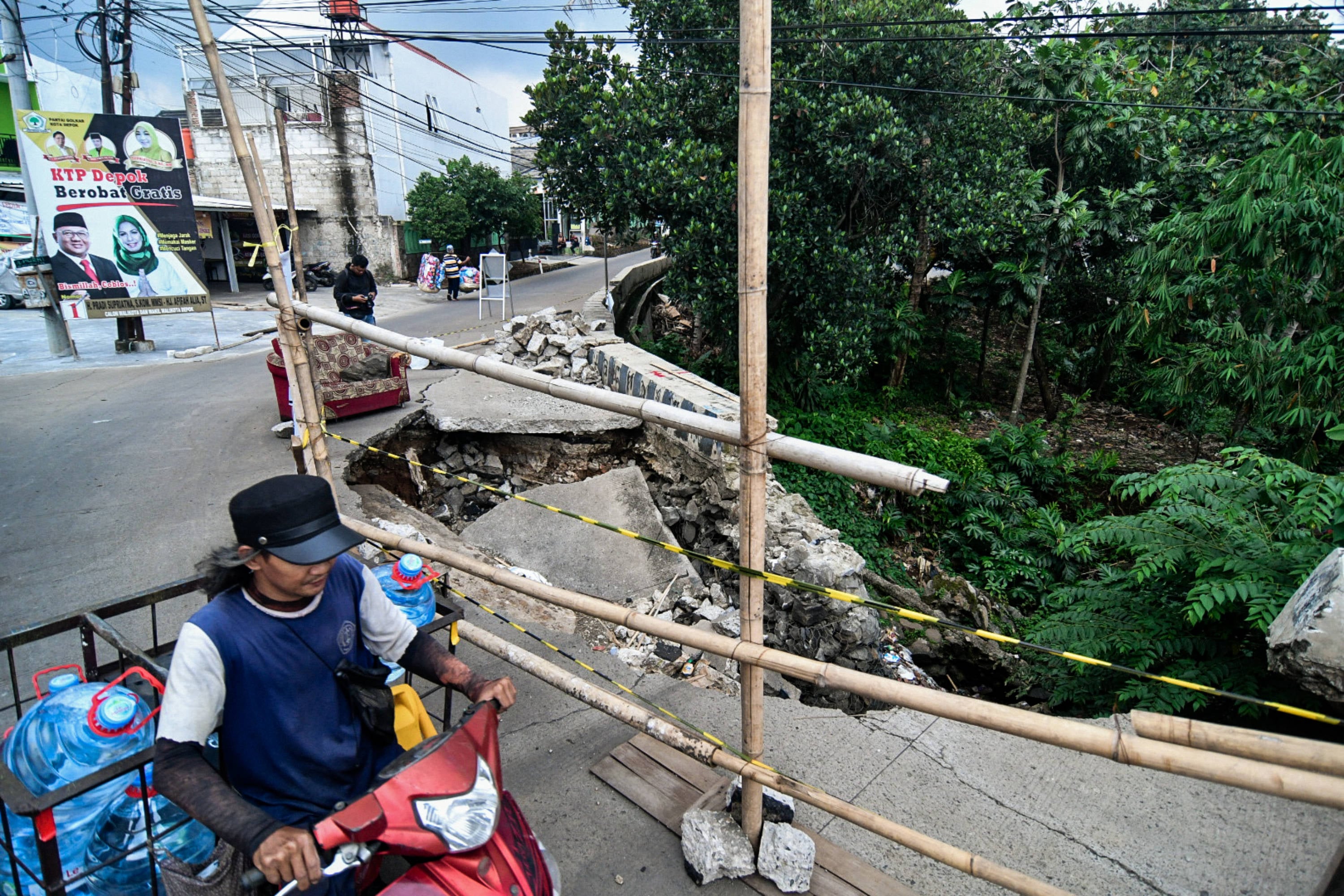 Depok Segera Perbaiki 26 Infrastruktur Rusak Akibat Tanah Longsor