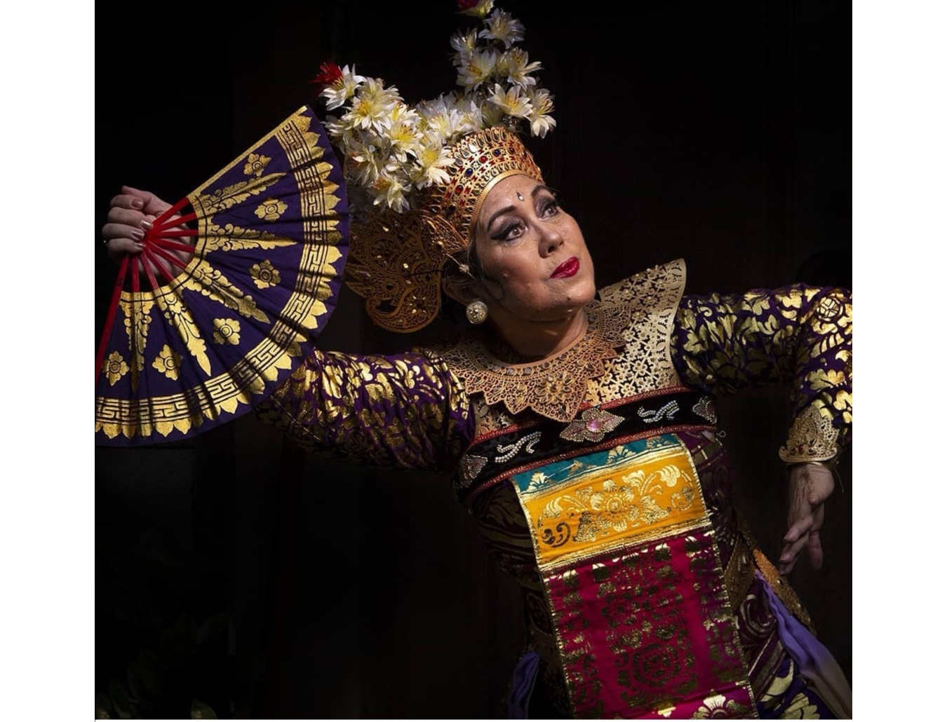 Maestro tari Legong, Ayu Bulantrisna Djelantik. 