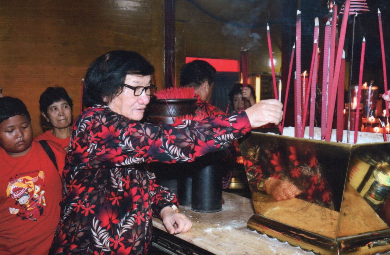 Alim Sugiantoro, tokoh Konghucu dari Kwan Sing Bio Tuban.