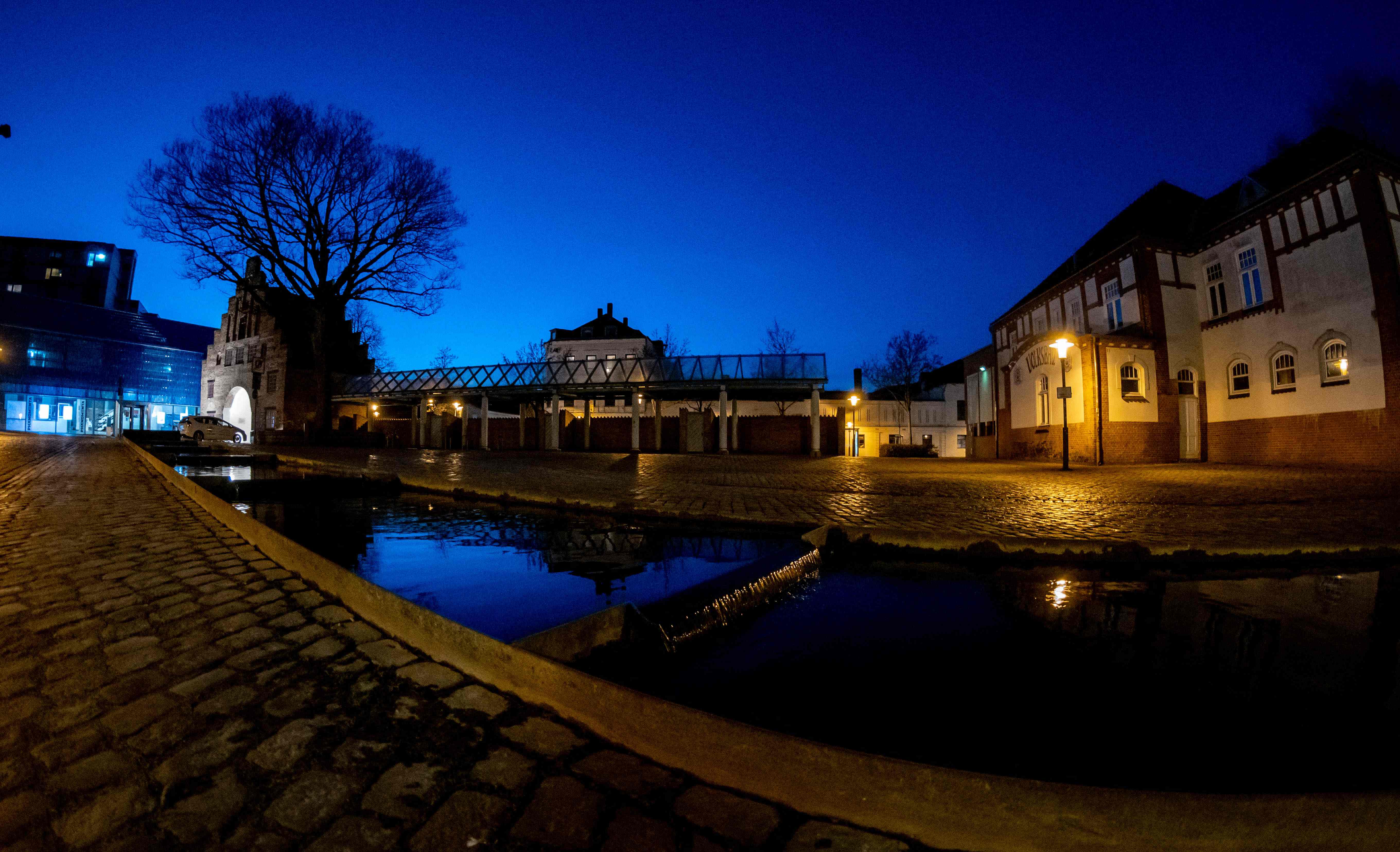 Enam Negara Uni Eropa Diminta Longgarkan Pembatasan Covid-19