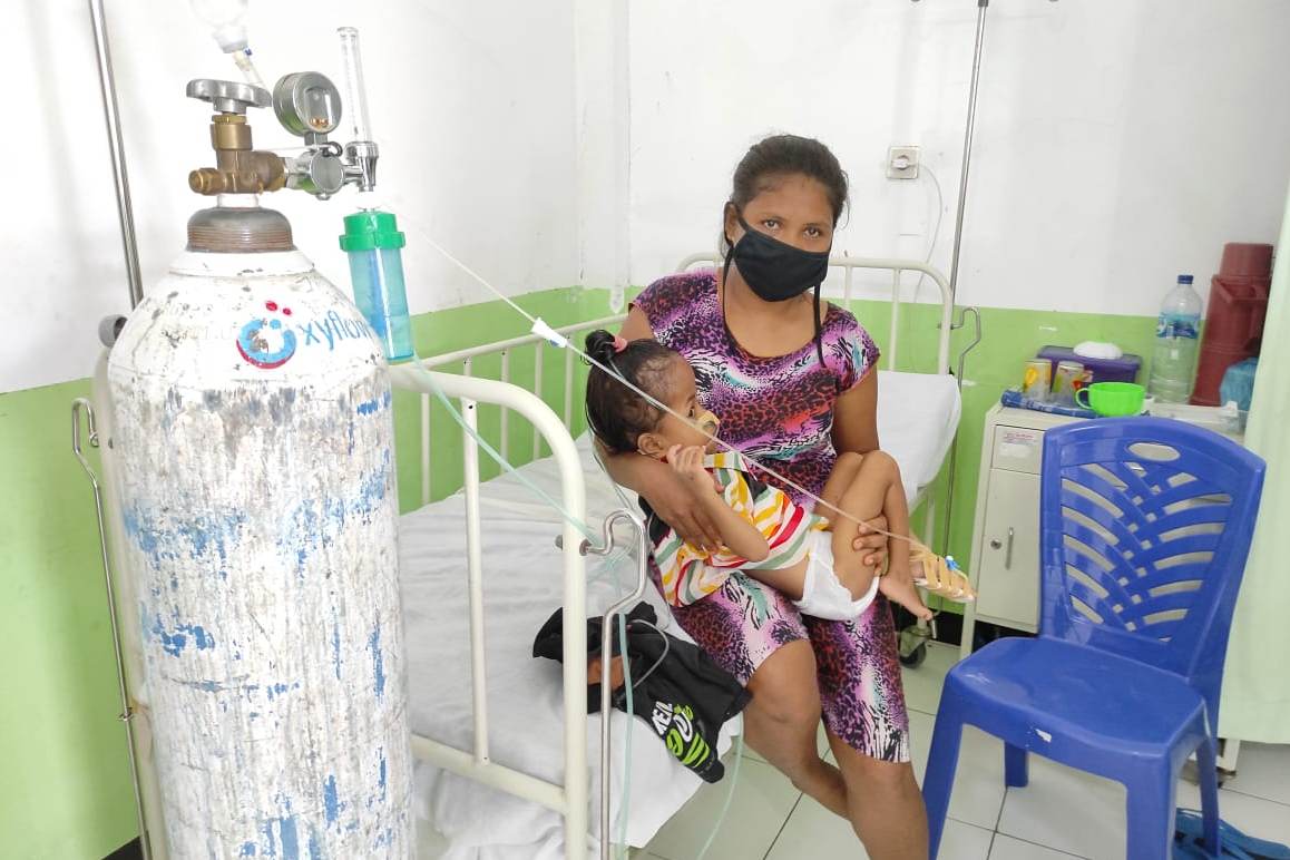 Rosadalima Gowa dan Maria Keisha Wea.