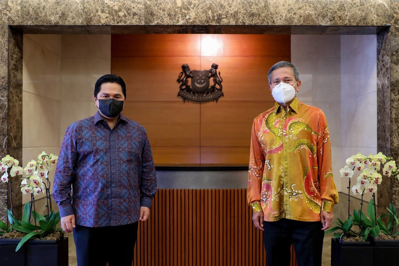 Menteri BUMN Erick Thohir saat melakukan kunjungan kerja di Singapura.