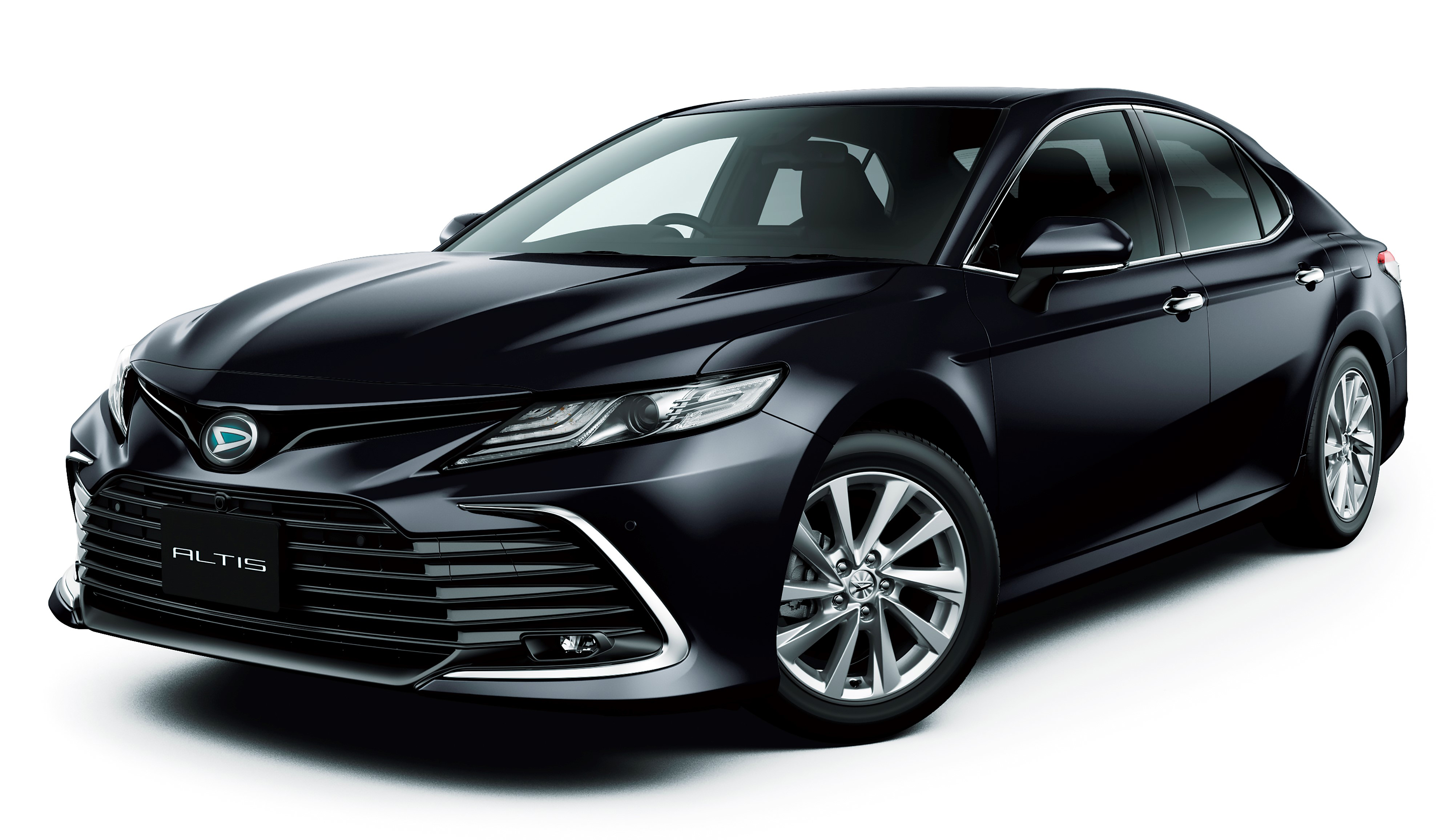 Selain dipasarkan dengan brand Daihatsu di Jepang, Sedan ini juga dipasarkan sebagai Toyota Corolla Altis di berbagai negara