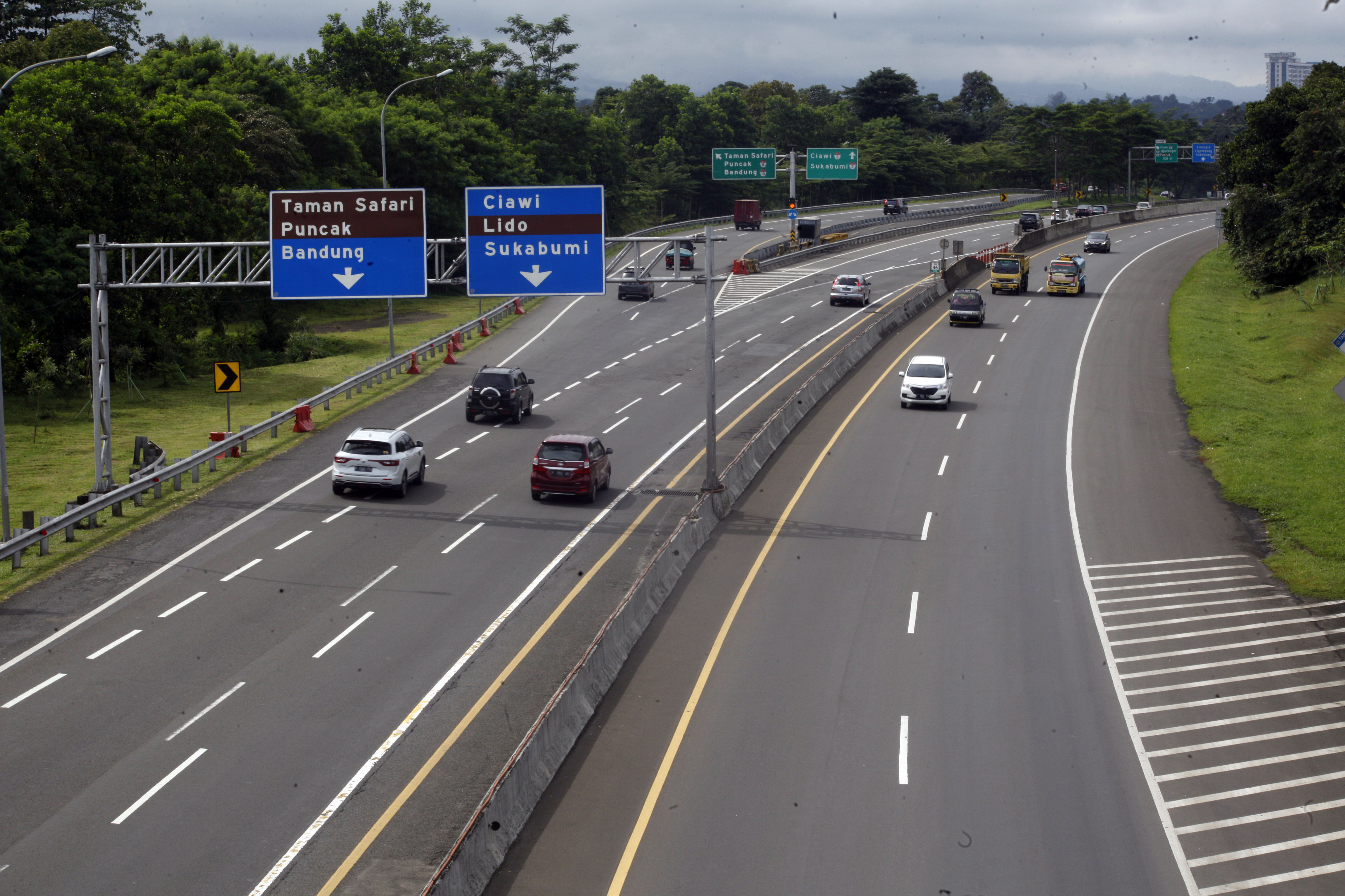 Ilustrasi jalur puncak