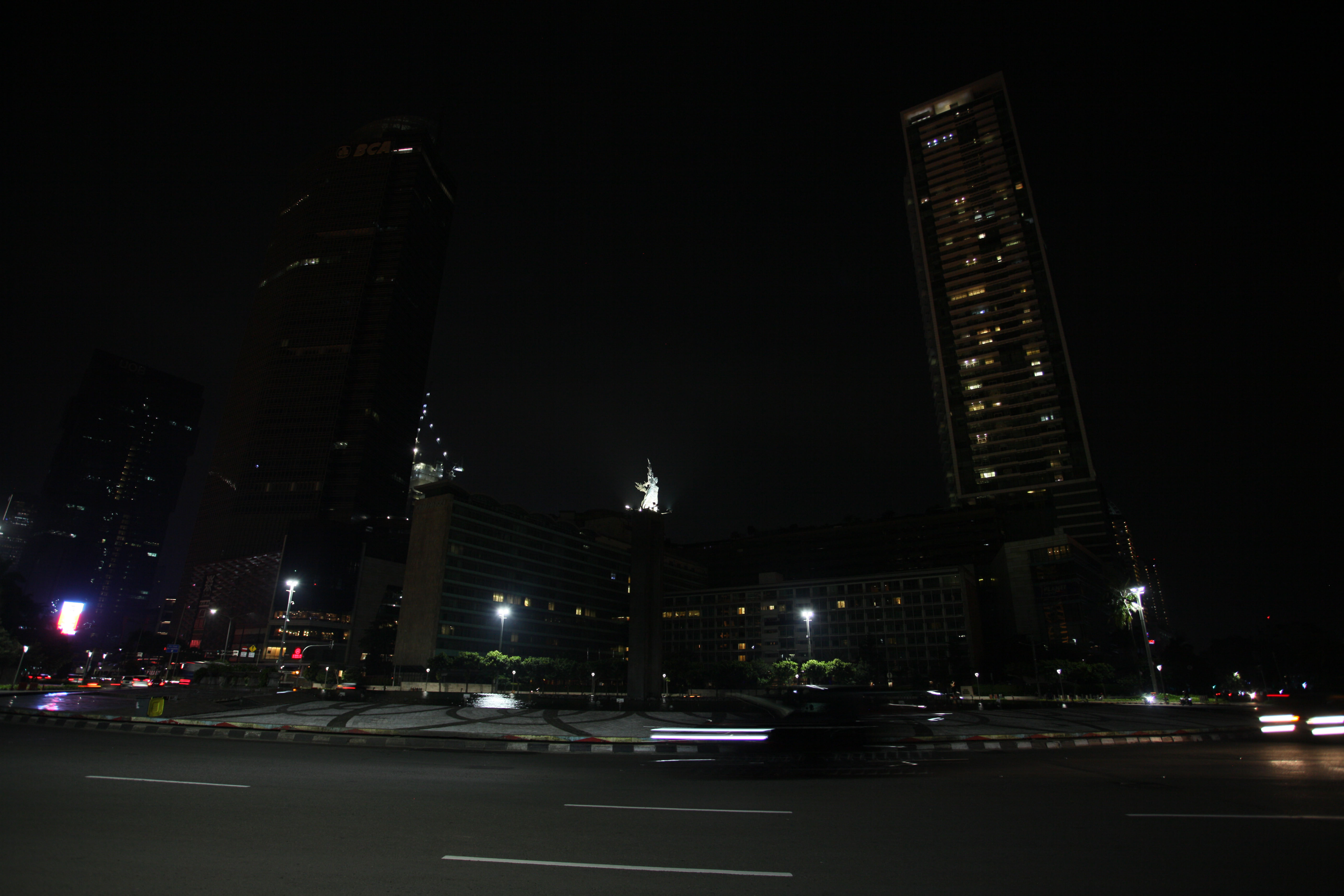 Anies Ajak Warga Matikan Lampu Pada Earth Hour Malam Ini  