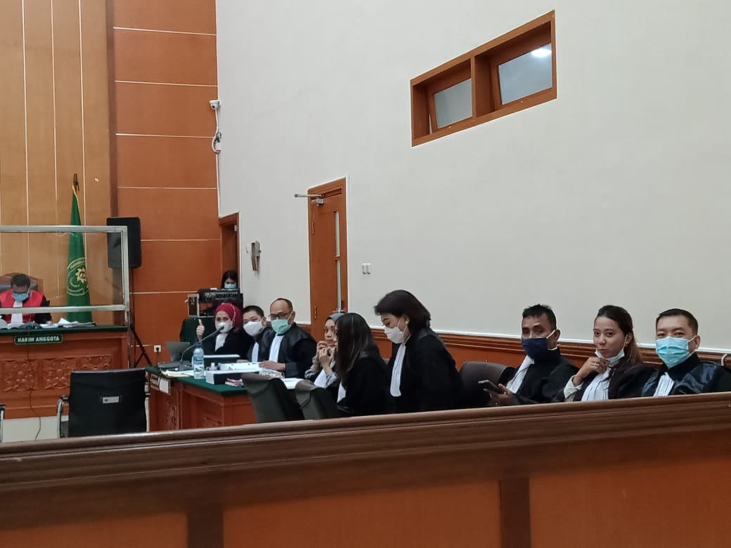 Tim pembela hukum John Kei di persidangan Pengadilan Negeri Jakarta Barat