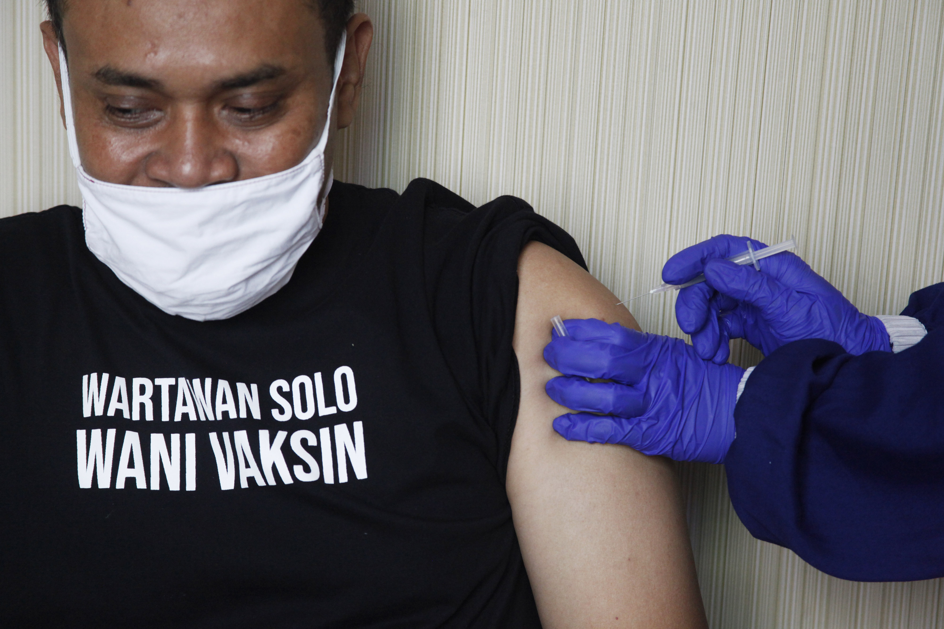 Presiden Dijadwalkan Tinjau Acara Vaksinasi Masal di DIY & Jateng