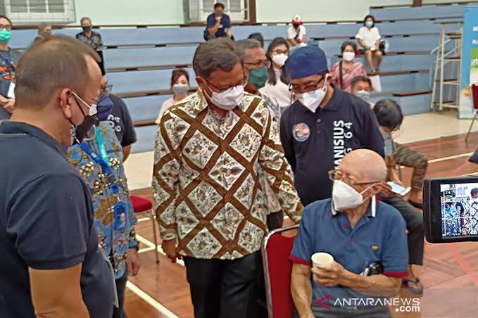 Vaksinasi di Kanisius