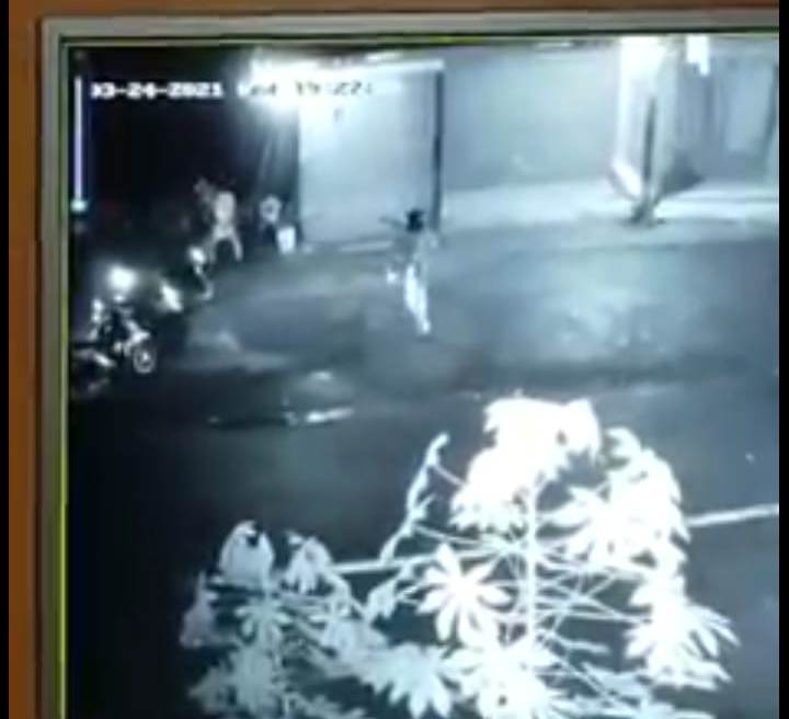 Pelaku begal lintas provinsi bersenjata api rakitan ditangkap kepolisian Kabupaten Tasikmalaya, Rabu (24/3)