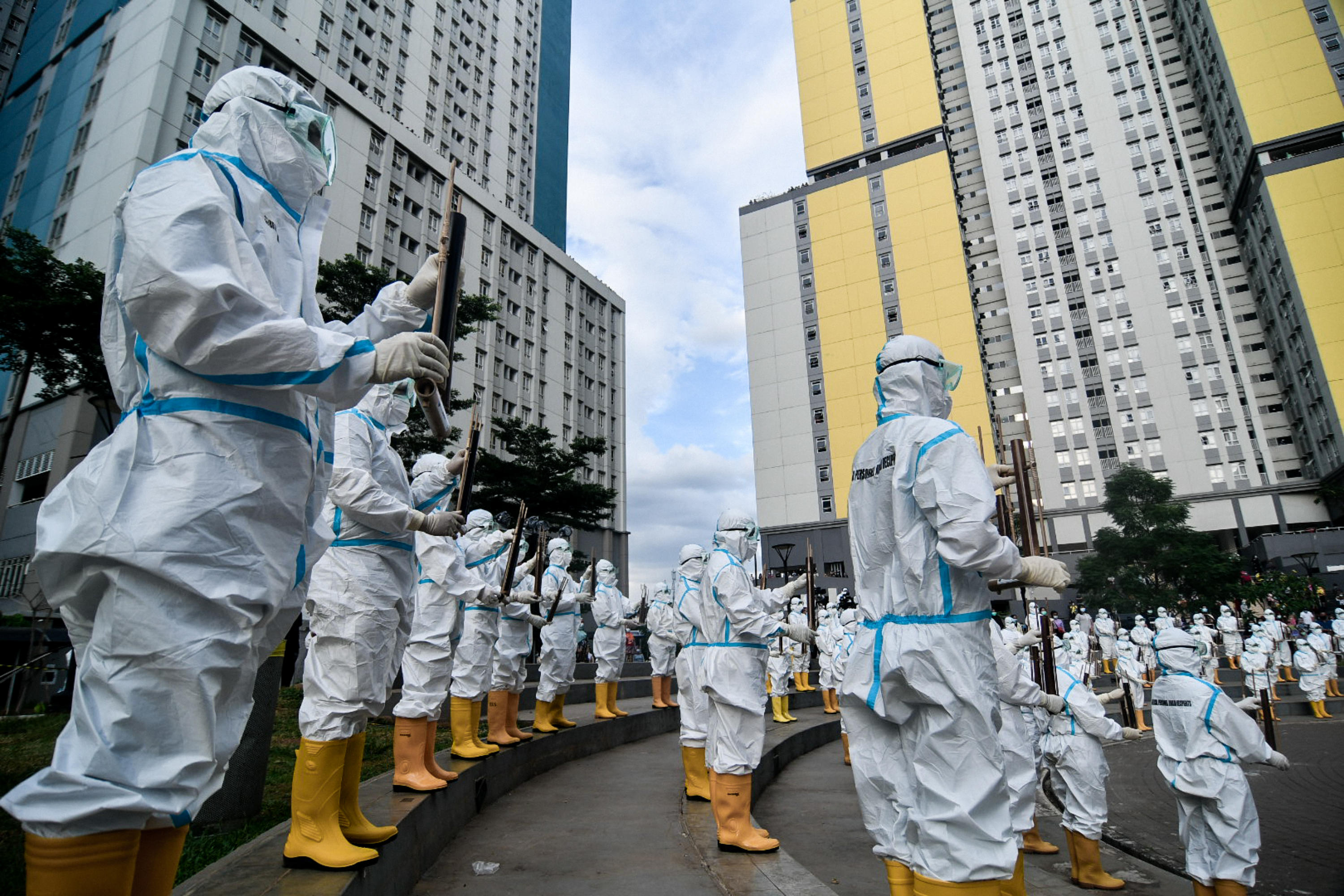 Kepala BNPB Apresiasi Nakes Merawat dan Sembuhkan Pasien Covid-19