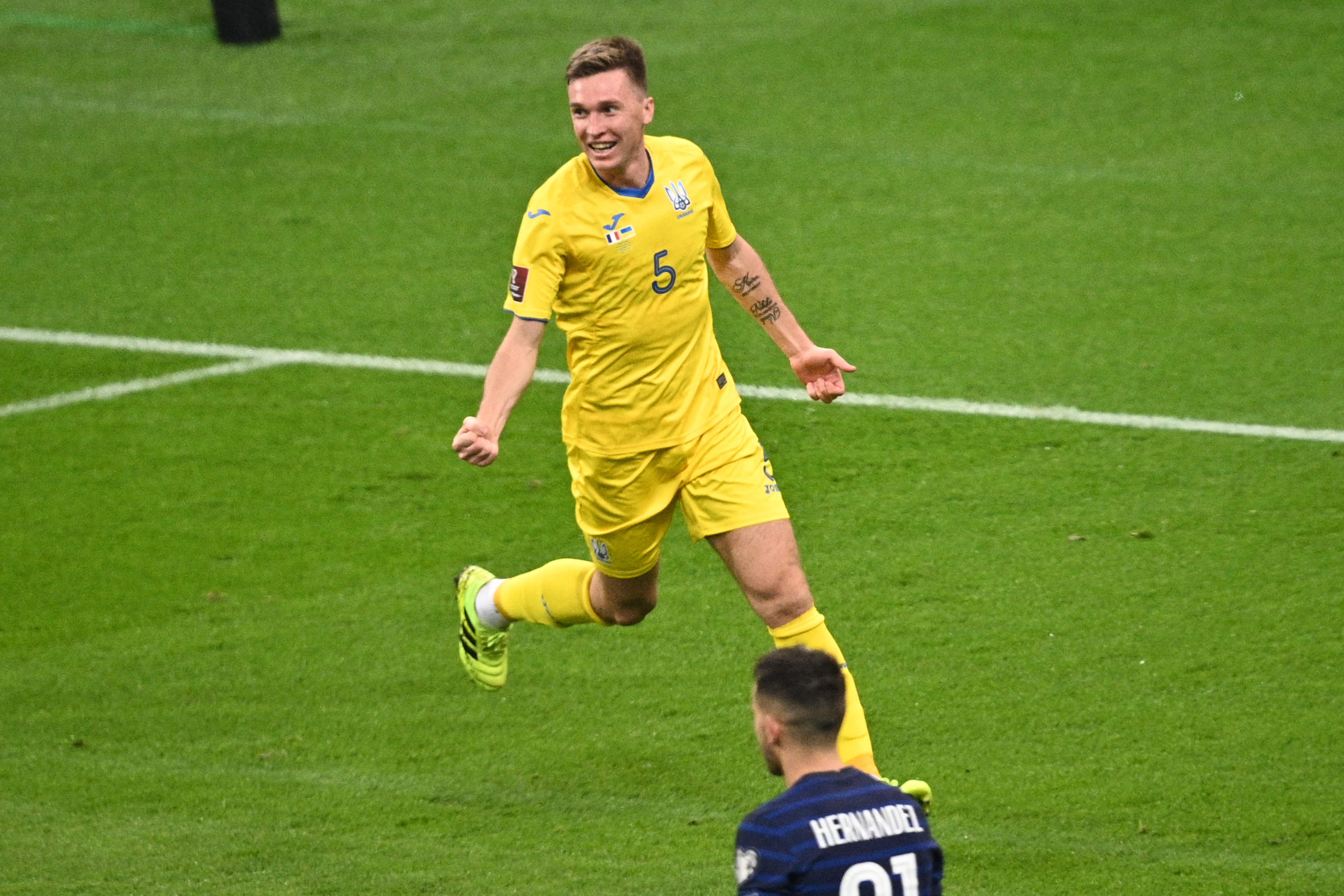 Sydorchuk Mengaku Beruntung Jebol Gawang Prancis