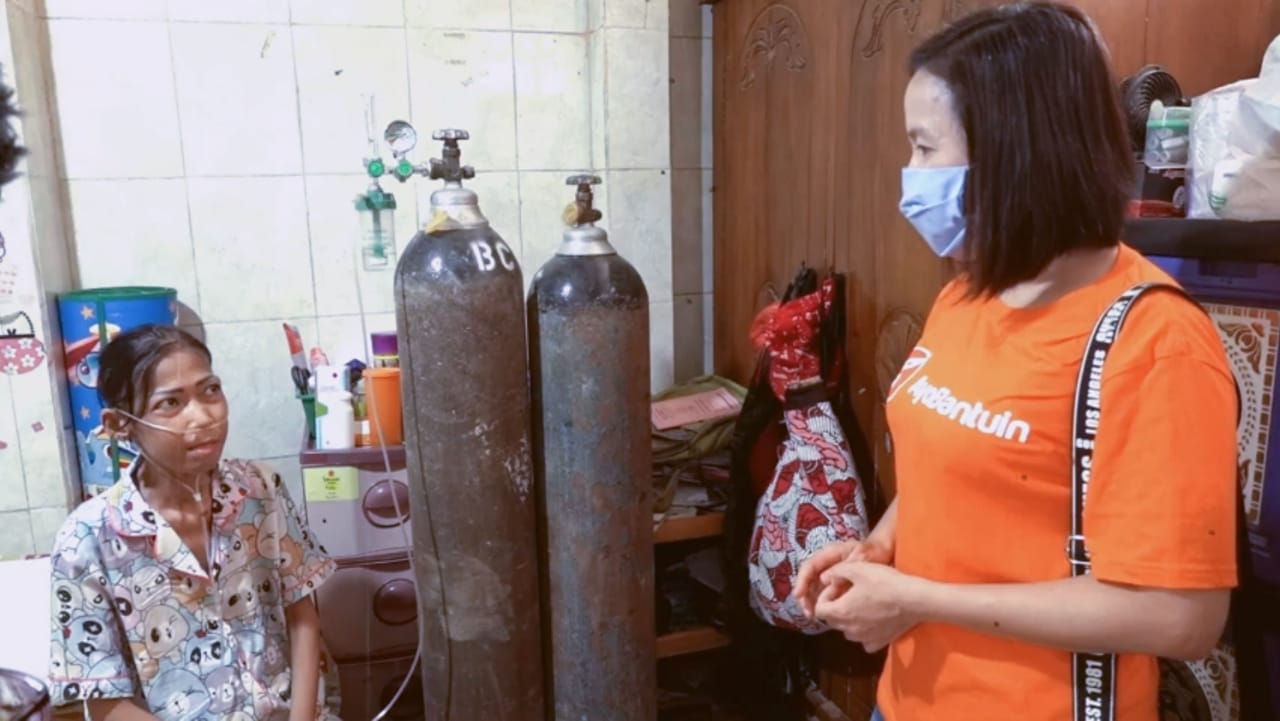 Aktivitas sosial Ayobantuin.com