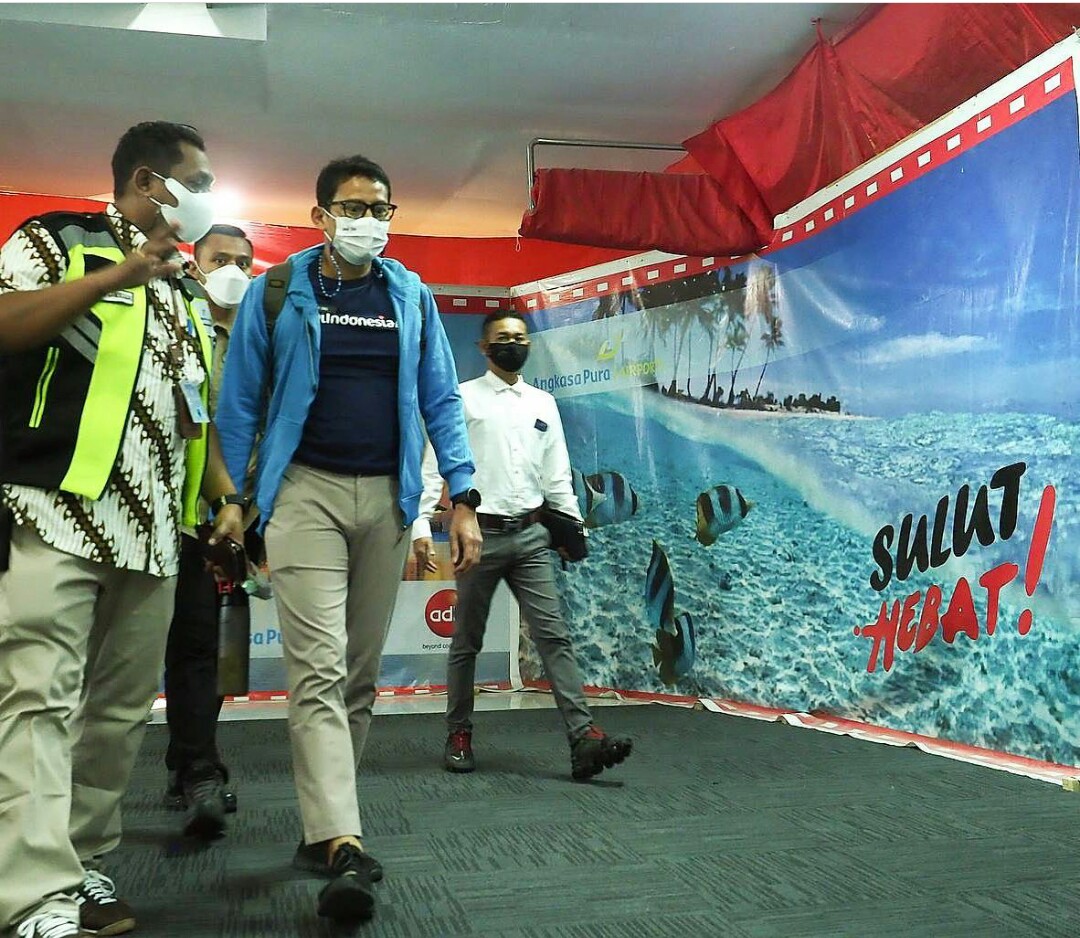 Sandiaga Bangun Creative Hub di Bandara Sam Ratulangi