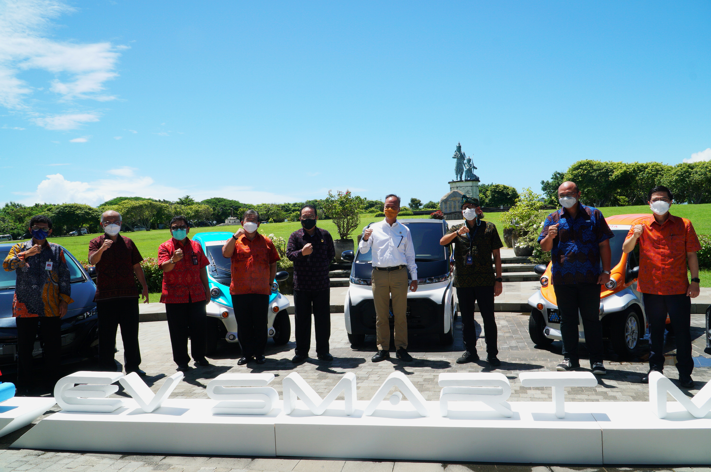 Peresmian Toyota EV Smart Mobility Project di The Nusa Dua, Bali, Rabu (31/3).